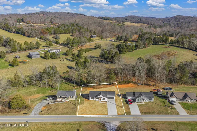 $315,000 | 2660 Sharps Chapel Road, Sharps Chapel, TN 37866