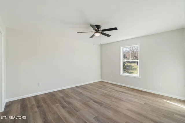 $315,000 | 2660 Sharps Chapel Road, Sharps Chapel, TN 37866