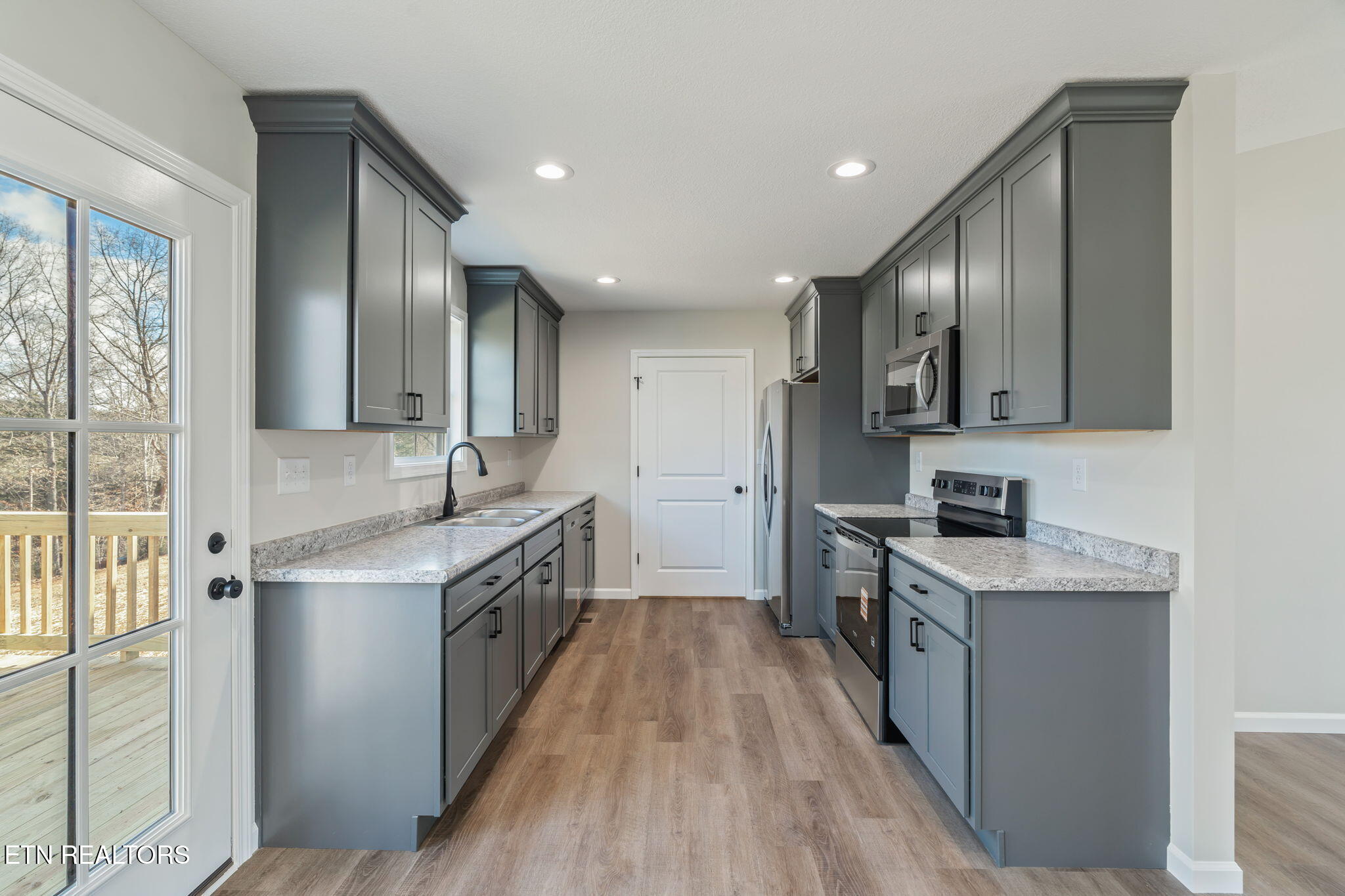 2660 Sharps Chapel Road Sharps Chapel, TN 37866 - Photo 8 of 37 12-web-or-mls-2660 Sharps Chapel Road-13