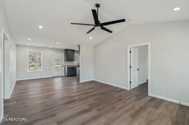 $315,000 | 2660 Sharps Chapel Road, Sharps Chapel, TN 37866