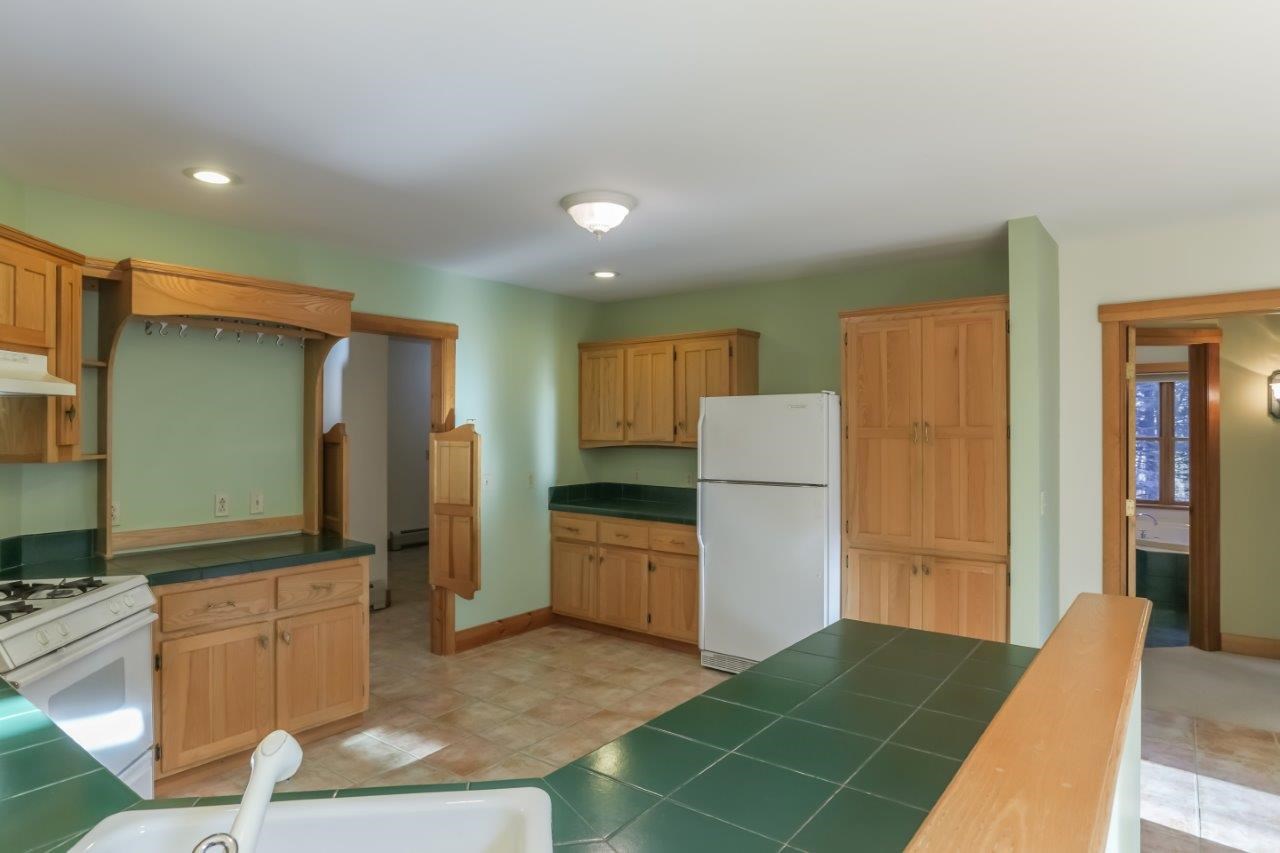 10 Sullivan Falls Road Durham, NH 03824 - Photo 13 of 40
