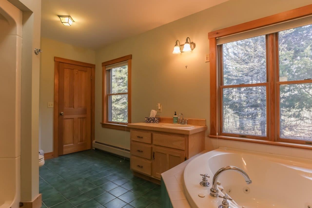 10 Sullivan Falls Road Durham, NH 03824 - Photo 27 of 40