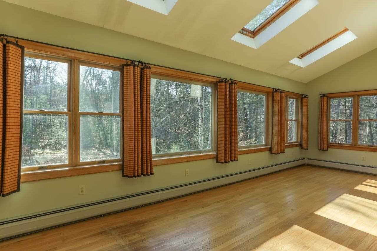 10 Sullivan Falls Road Durham, NH 03824 - Photo 10 of 40