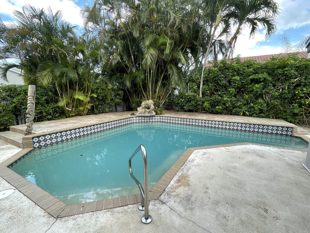 240 Northwest 70th Street Boca Raton, FL 33487 - Photo 43 of 46 06A6B5BE-85BB-4888-BE32-7A47D4D4BE48_1_1