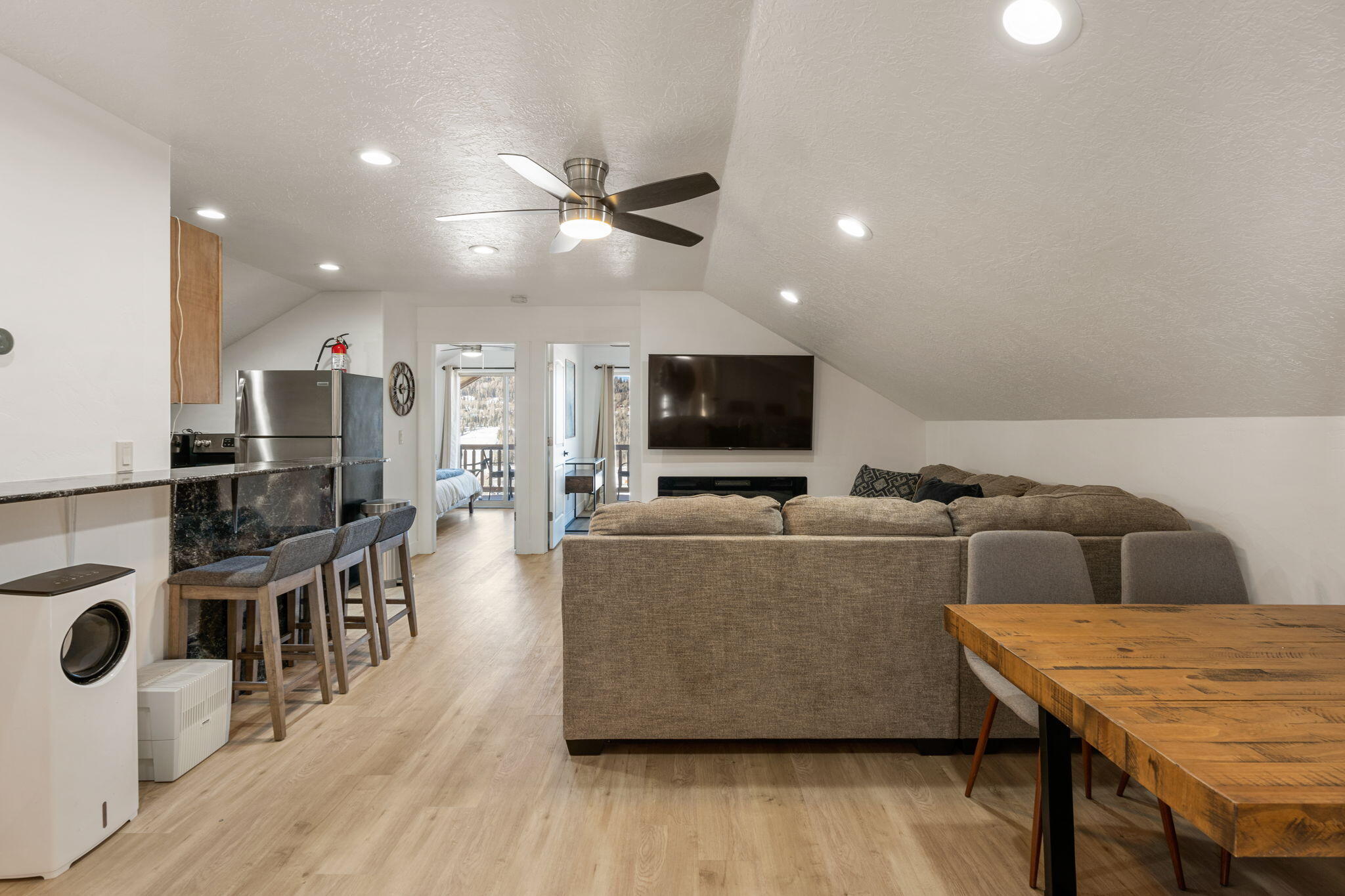 327 Aoki Michi Brian Head, UT 84719 - Photo 46 of 87 Upstairs