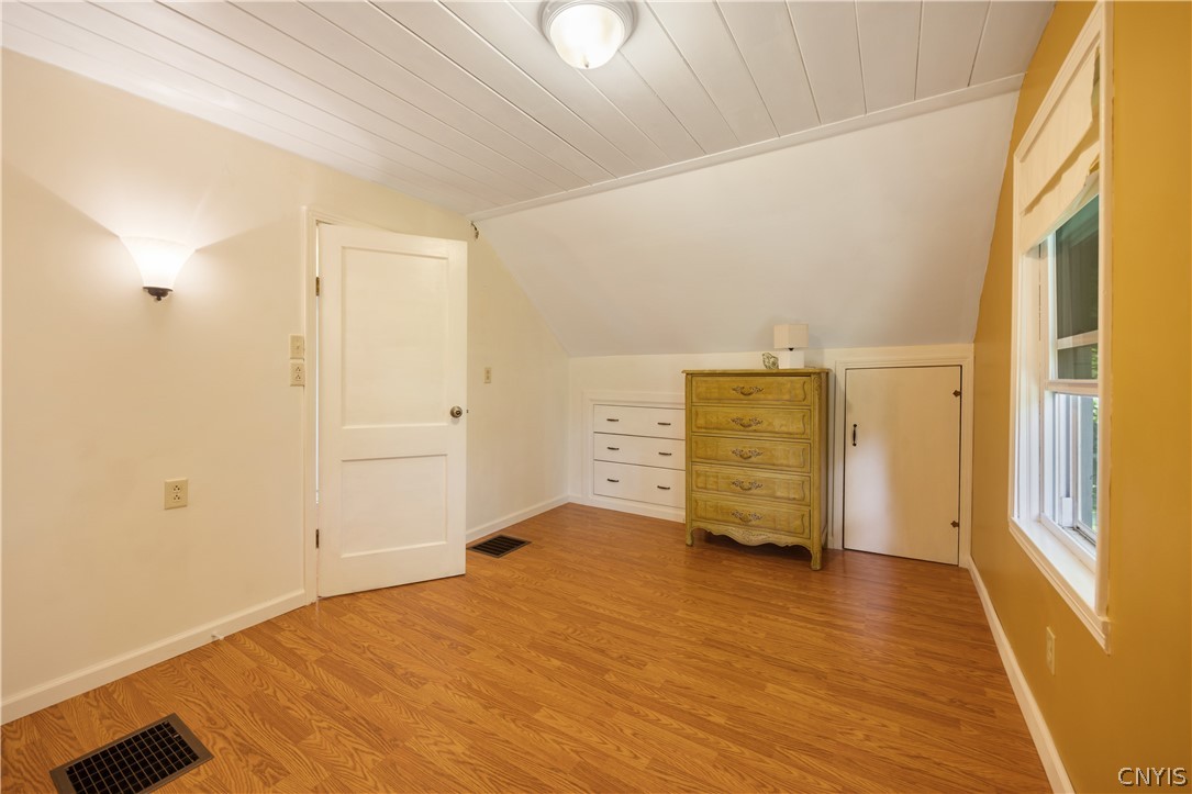 6007 Hamilton Road Syracuse, NY 13212 - Photo 29 of 49