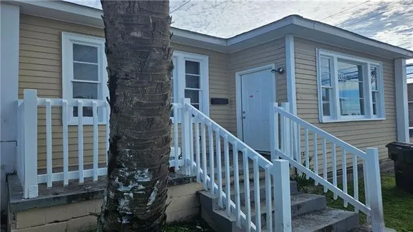 $1,500 | 3001 Marigny Street, New Orleans, LA 70122
