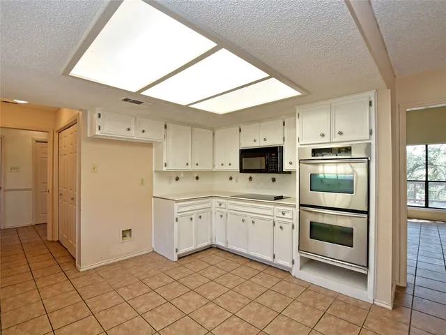 $2,800 | 12904 Wells Fargo Trail, Austin, TX 78737