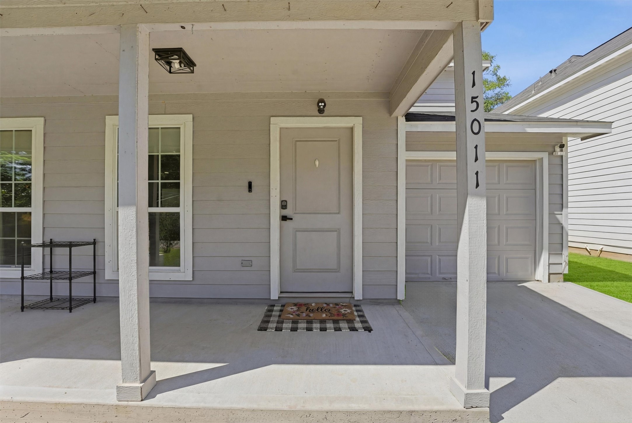 15011 Crockett Road Willis, TX 77378 - Photo 3 of 28