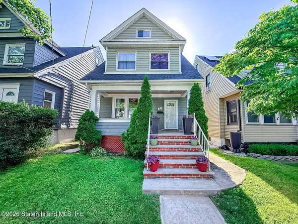 $749,000 | 72 Dubois Avenue | West Brighton