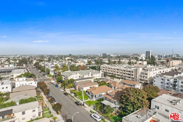 $1,995,000 | 528 Daisy Avenue, Long Beach, CA 90802