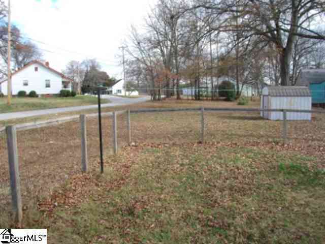 101 Harvey Road Greer, SC 29651 - Photo 12 of 18 Gallery Image 12