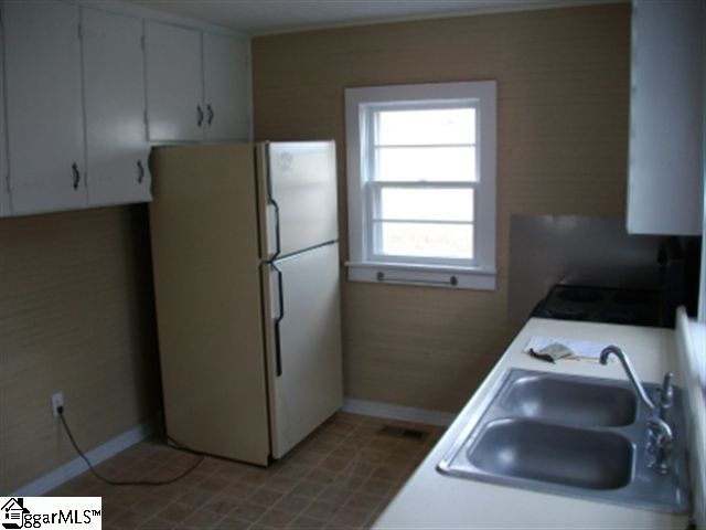 101 Harvey Road Greer, SC 29651 - Photo 9 of 18 Gallery Image 9