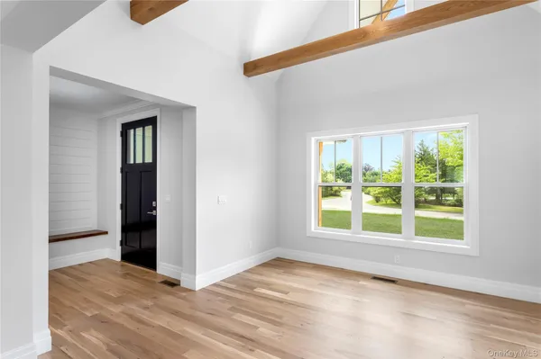 $1,990,000 | 33 Lagoon Court West, Riverhead, NY 11901