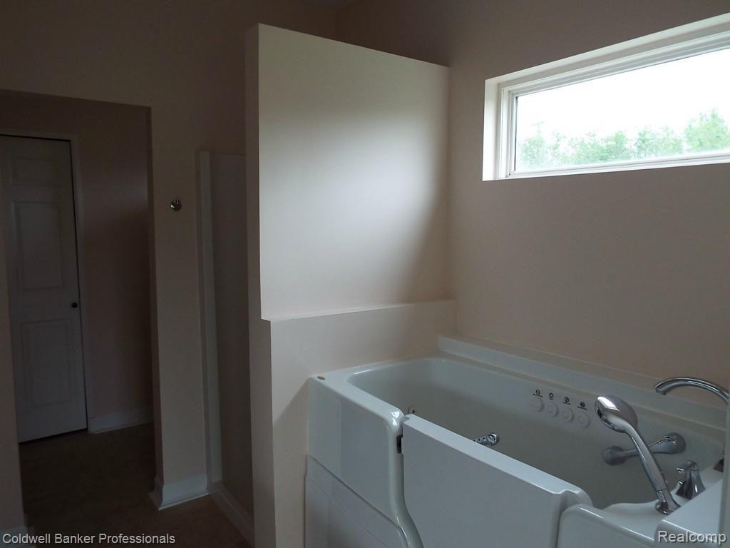 9240 Platt Road Milan, MI 48160 - Photo 12 of 17 PLATT 9240 (16).jpg
