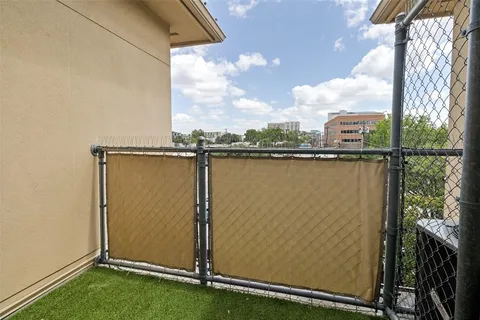 $685,000 | 4412 McKinney Avenue, Unit 10, Dallas, TX 75205
