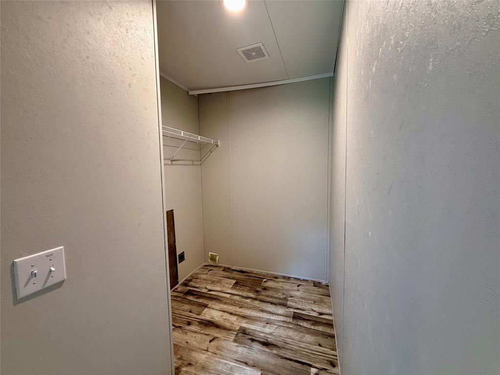 3193 Timberwild Street Wills Point, TX 75169 - Photo 5 of 13 a view of utility room
