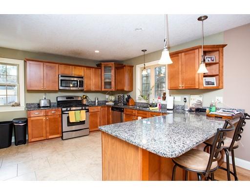 14 Junes Way Springfield, MA 01108 - Photo 4 of 30