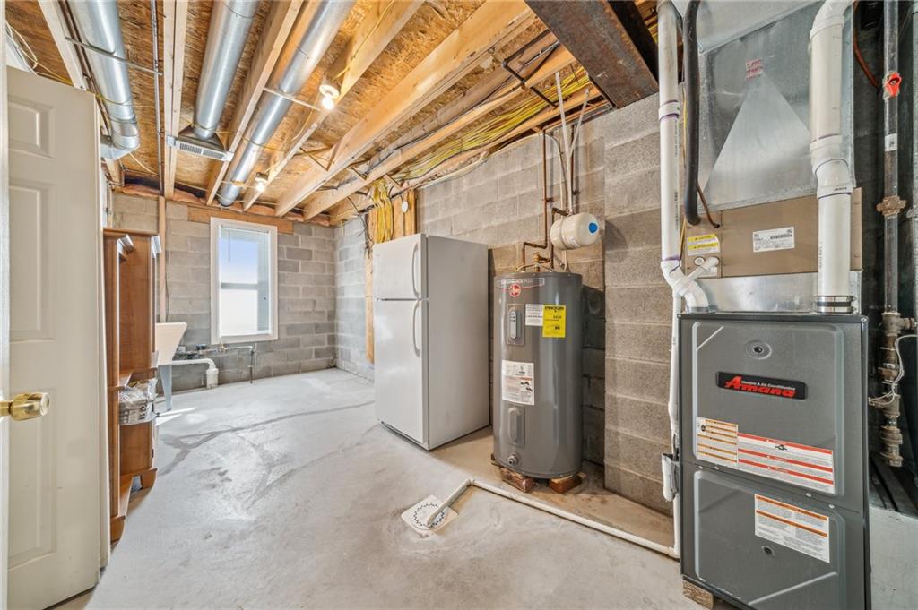 19 Longview Drive Avella, PA 15312 - Photo 21 of 26 Storage and Furnace Room.