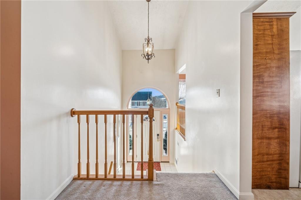 19 Longview Drive Avella, PA 15312 - Photo 9 of 26 Sun drenched entryway