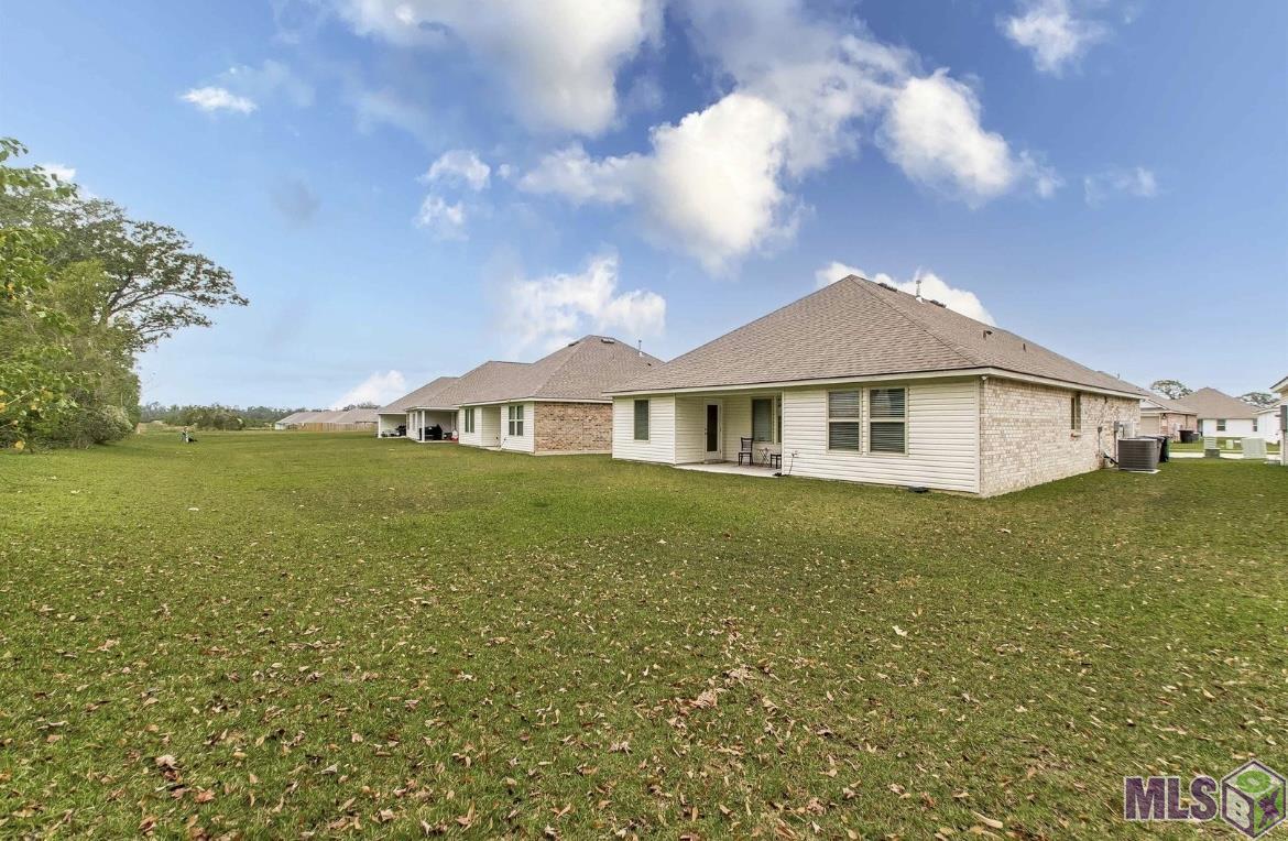 734 Lambot Avenue Zachary, LA 70791 - Photo 17 of 18