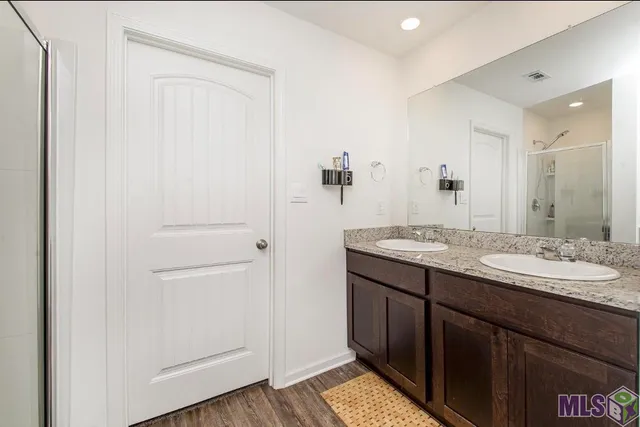 $2,300 | Undisclosed Address, Zachary, LA 70791