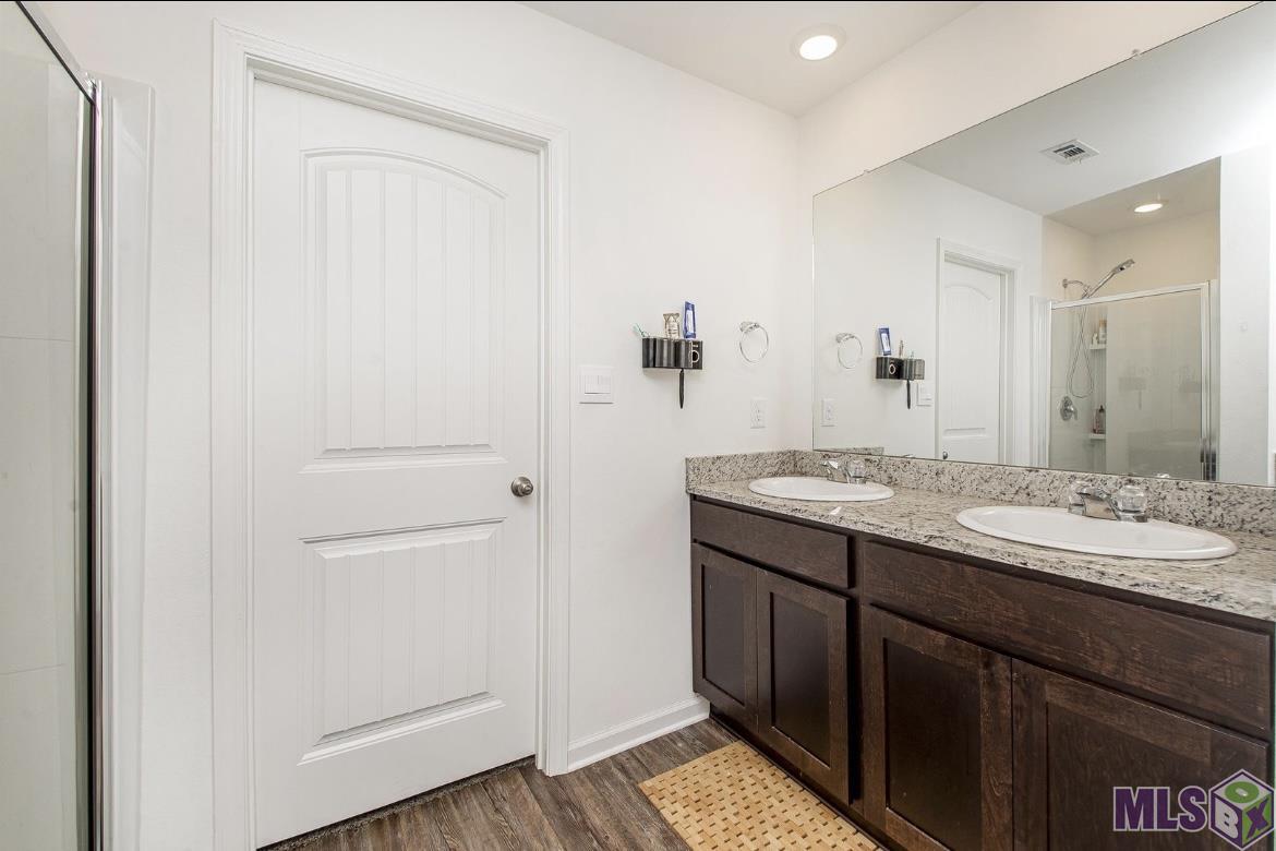 734 Lambot Avenue Zachary, LA 70791 - Photo 10 of 18