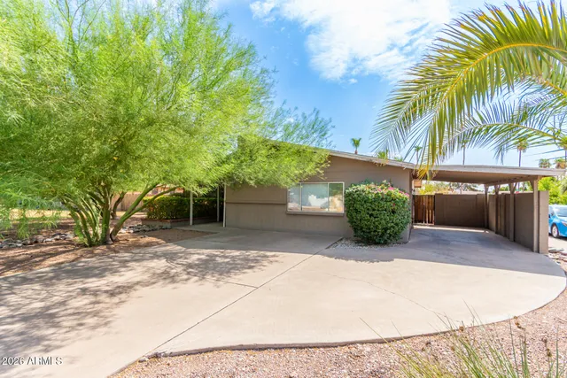 $3,600 | 1890 East Loma Vista Drive, Tempe, AZ 85282