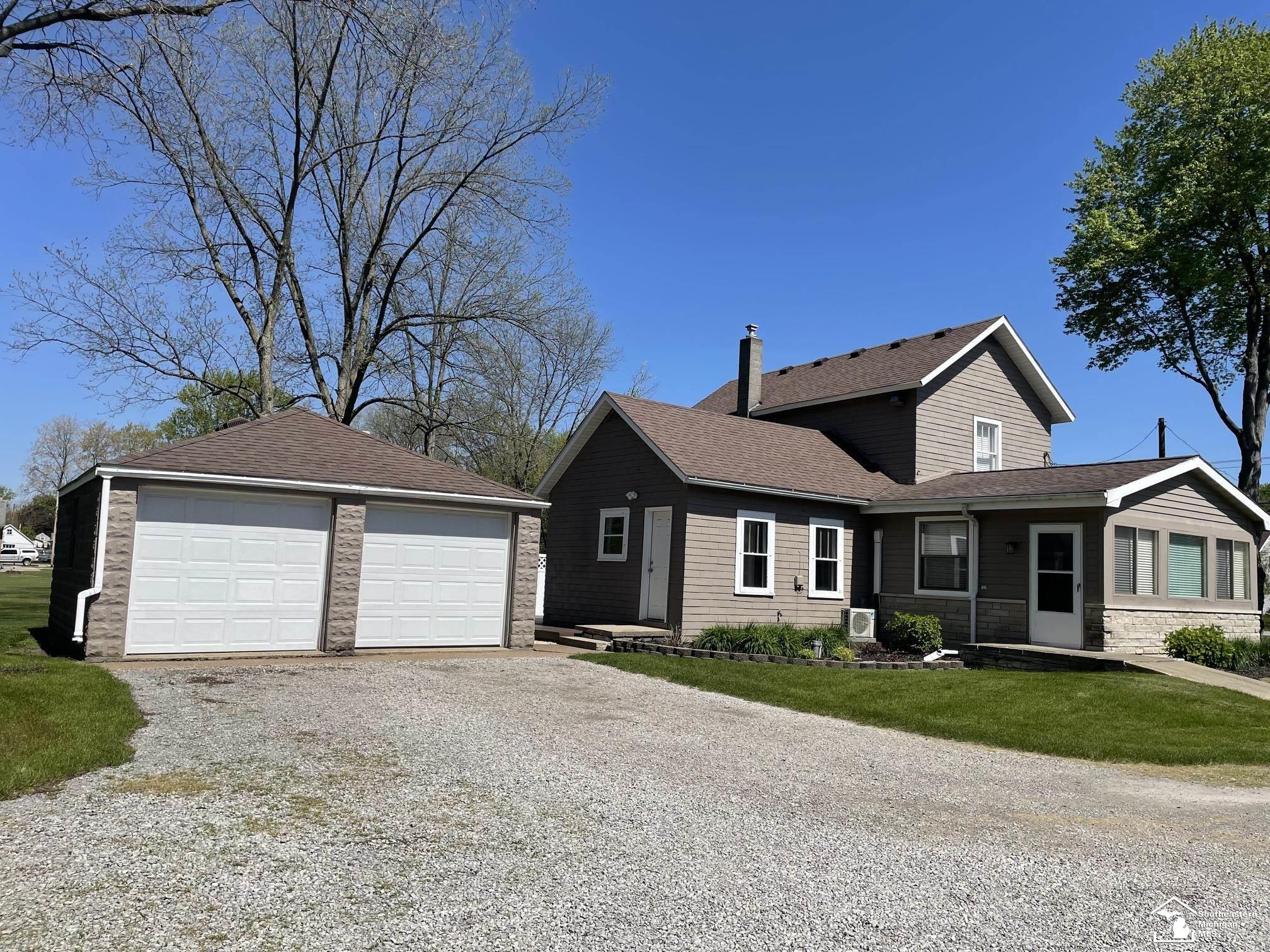 7815 Summerfield Road Lambertville, MI 48144 - Photo 5 of 36