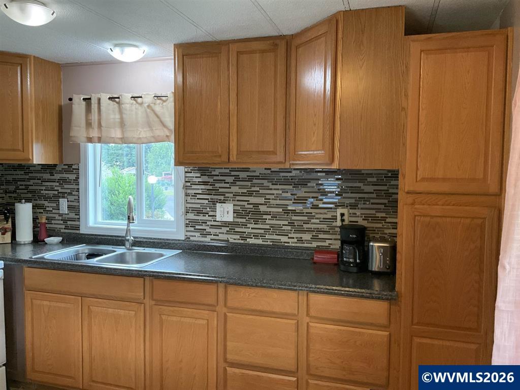 5355 River Road North, Unit 84 Keizer, OR 97303 - Photo 7 of 14