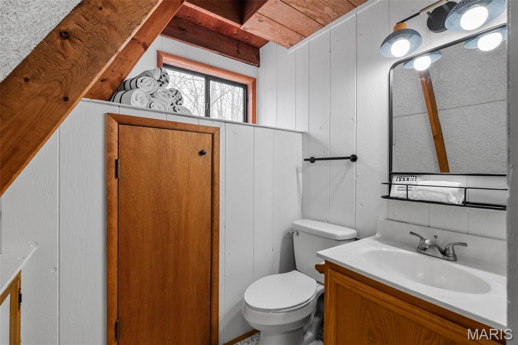 1203 Whitetail Point Drive Innsbrook, MO 63390 - Photo 20 of 37