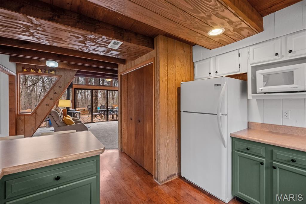 1203 Whitetail Point Drive Innsbrook, MO 63390 - Photo 10 of 37