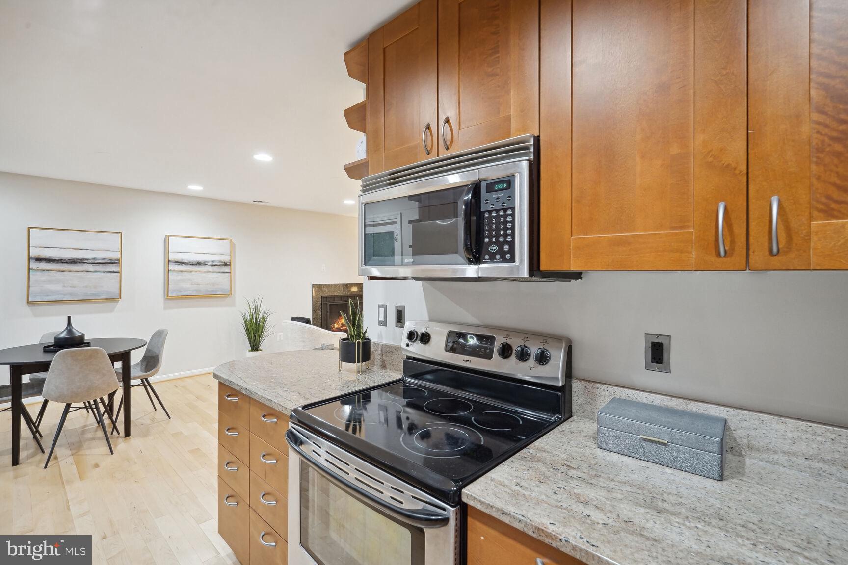 11307 Geddys Court Reston, VA 20191 - Photo 11 of 27 Maple cabinets