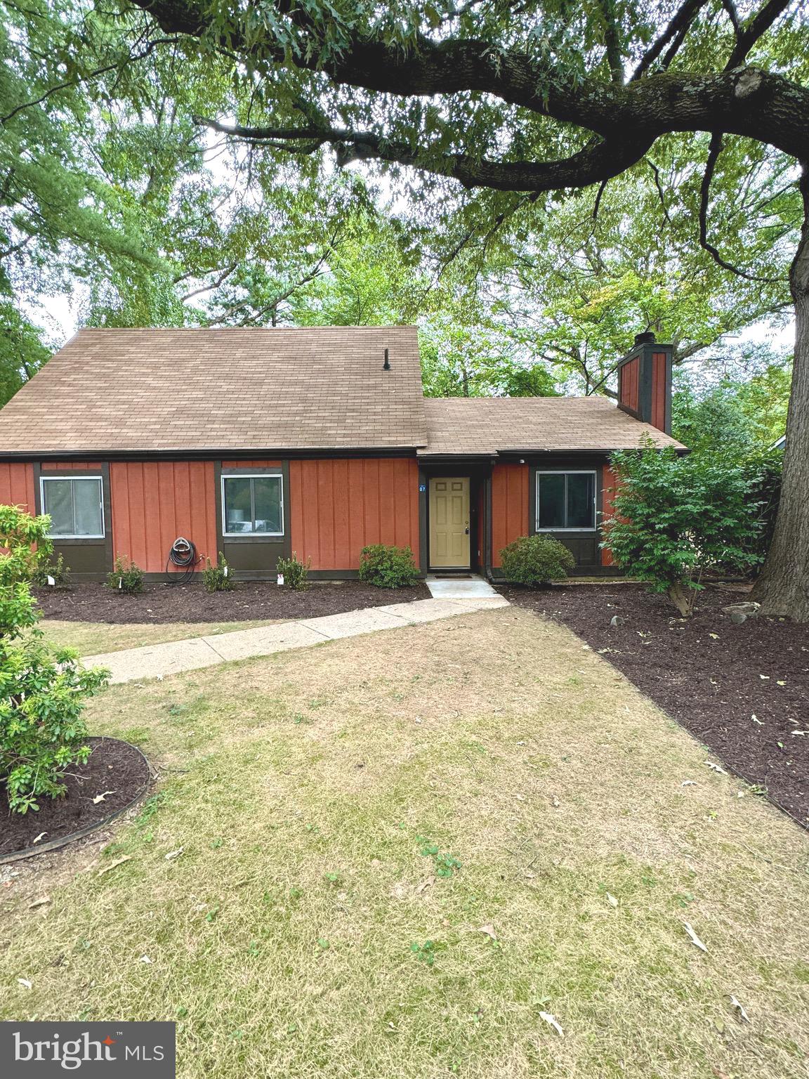 11307 Geddys Court Reston, VA 20191 - Photo 3 of 27
