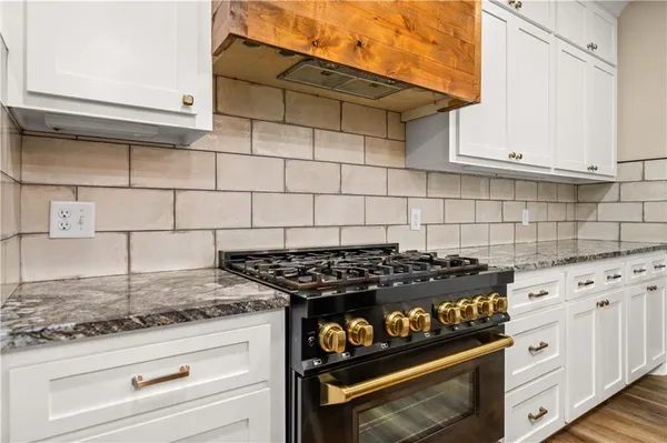 $395,000 | 167 Beeson Road, Pollock, LA 71467