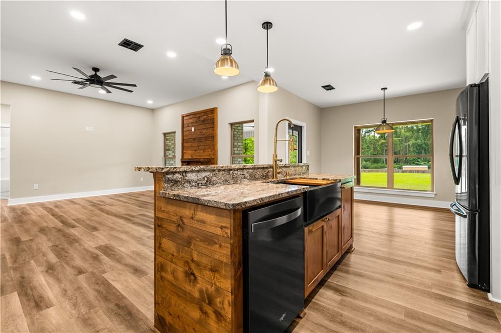 167 Beeson Road Pollock, LA 71467 - Photo 13 of 37