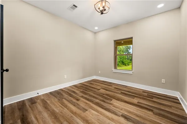 $395,000 | 167 Beeson Road, Pollock, LA 71467