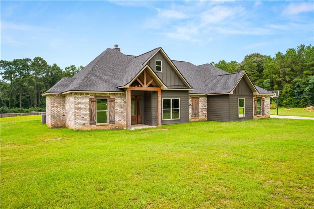 167 Beeson Road Pollock, LA 71467 - Photo 2 of 37