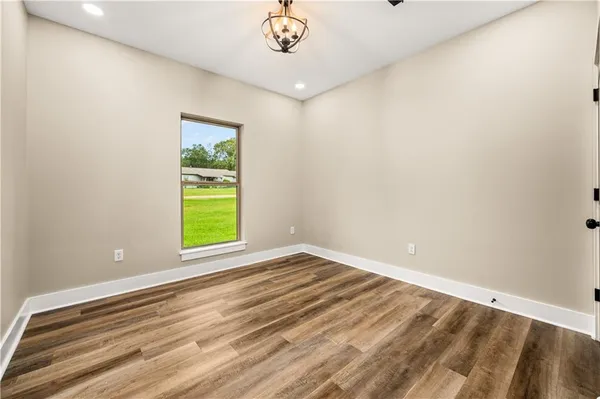 $395,000 | 167 Beeson Road, Pollock, LA 71467