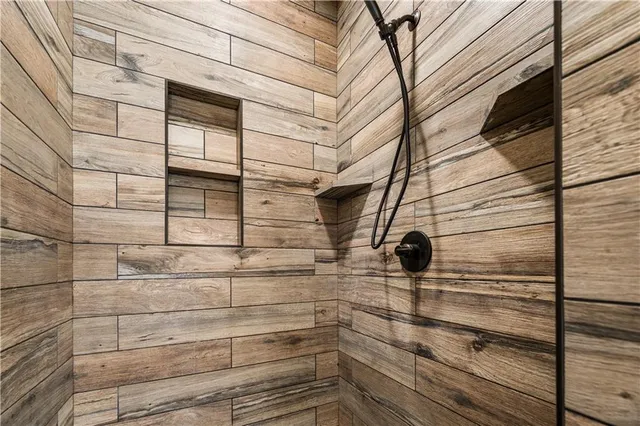 $385,000 | 167 Beeson Road, Pollock, LA 71467