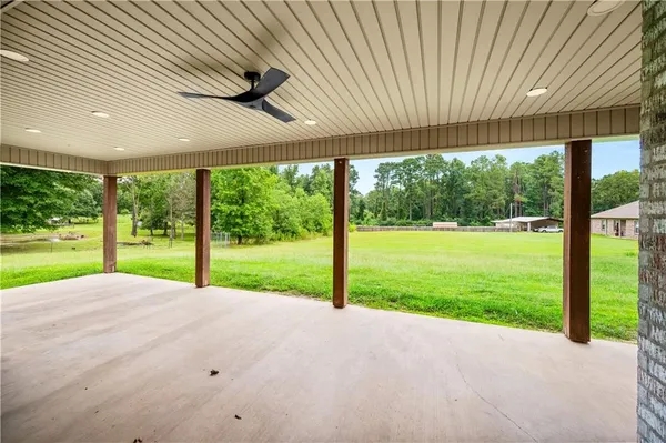$395,000 | 167 Beeson Road, Pollock, LA 71467
