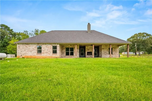$385,000 | 167 Beeson Road, Pollock, LA 71467