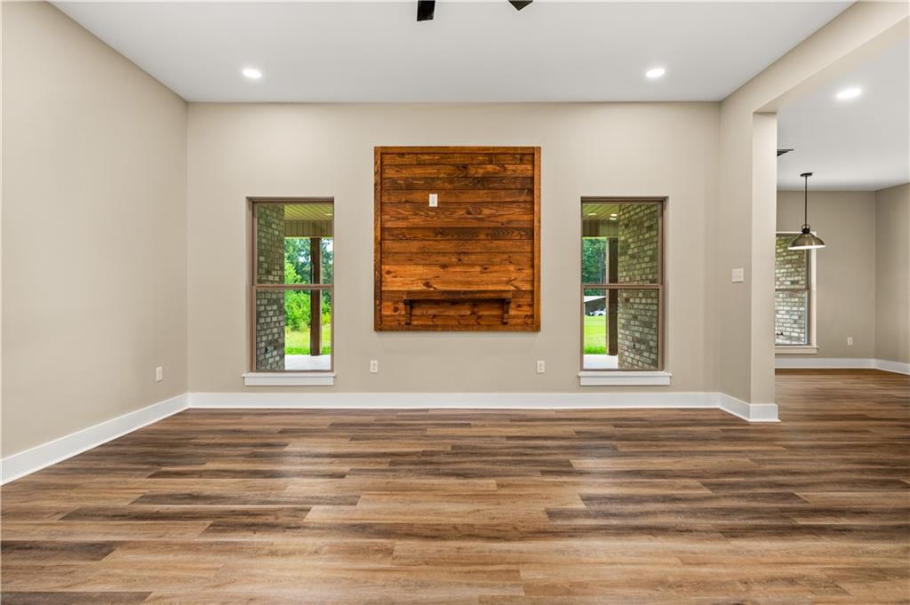 167 Beeson Road Pollock, LA 71467 - Photo 5 of 37