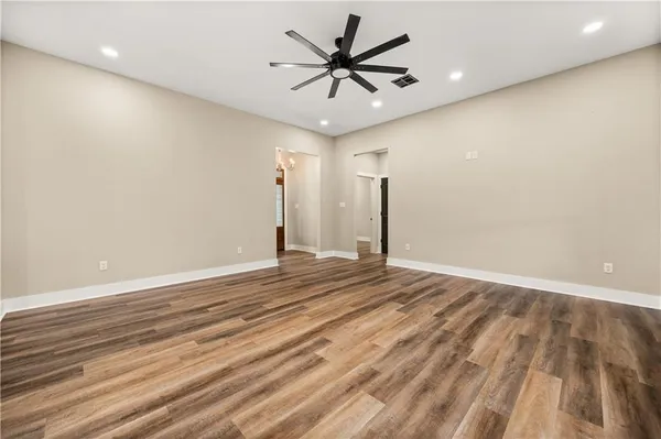 $395,000 | 167 Beeson Road, Pollock, LA 71467