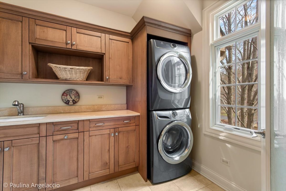 419 North Valley Hill Road Bull Valley, IL 60098 - Photo 54 of 95 a view of washer and dryer in a utility room