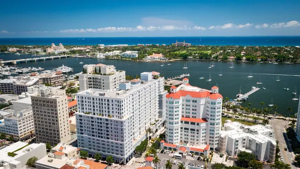 $4,800 | 255 Evernia Street, Unit 1115, West Palm Beach, FL 33401