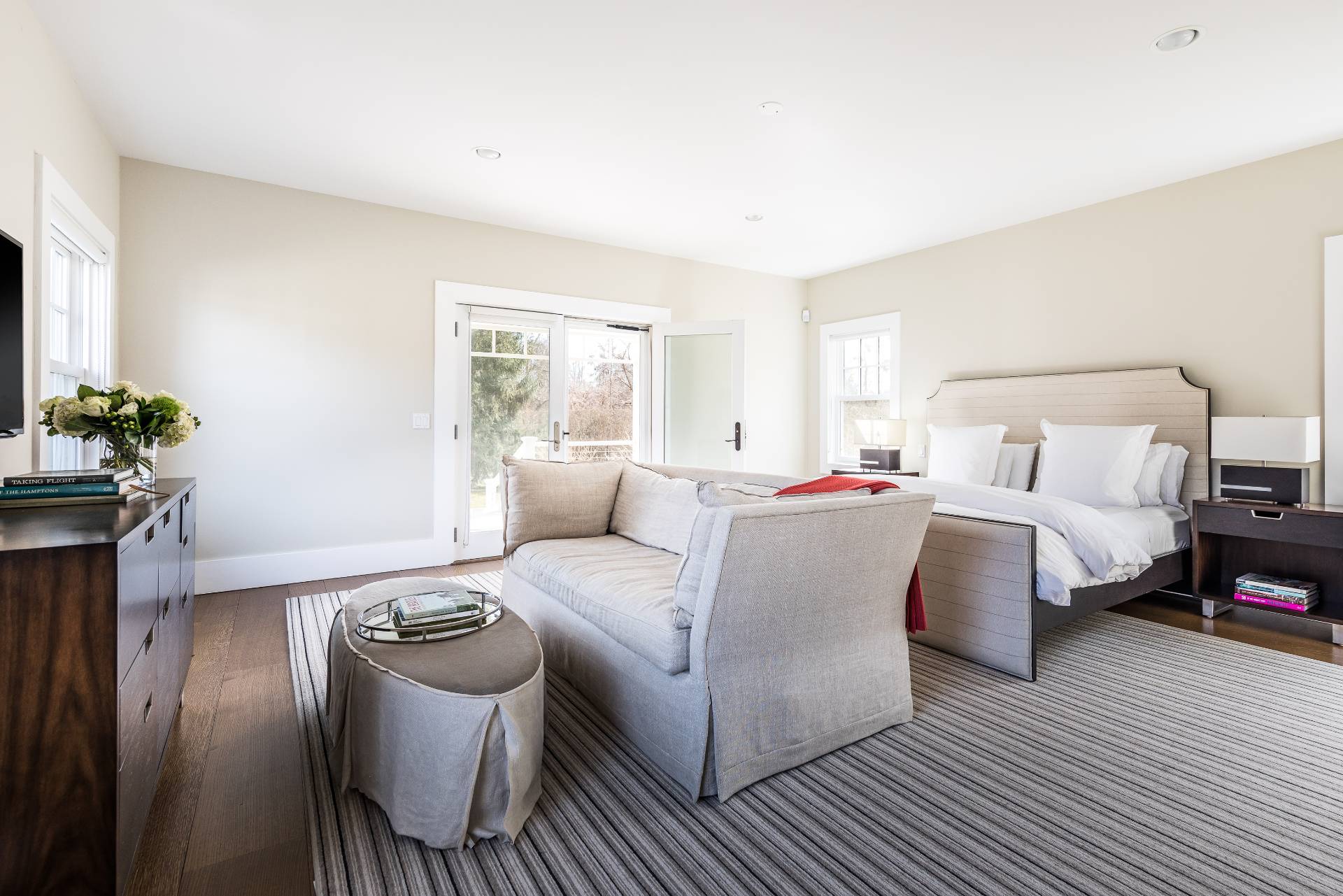 19 Roberts Lane East Hampton, NY 11937 - Photo 13 of 33