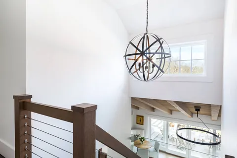 $7,995,000 | 19 Roberts Lane, East Hampton, NY 11937