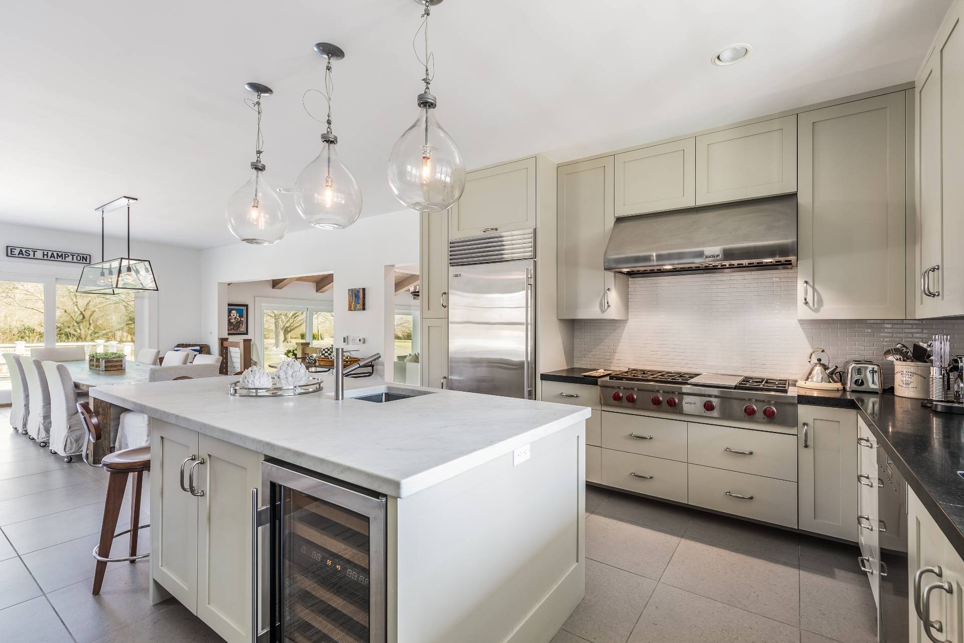 19 Roberts Lane East Hampton, NY 11937 - Photo 5 of 33