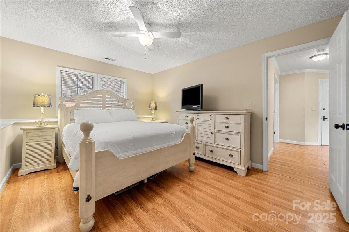 20115 Henderson Road, Unit H Cornelius, NC 28031 - Photo 13 of 37